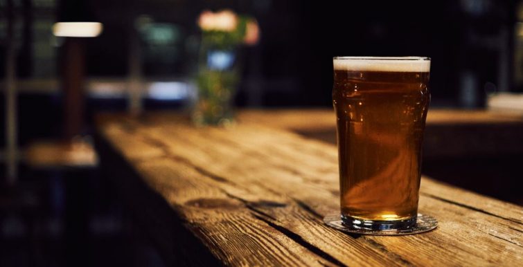 Bière dans un bar