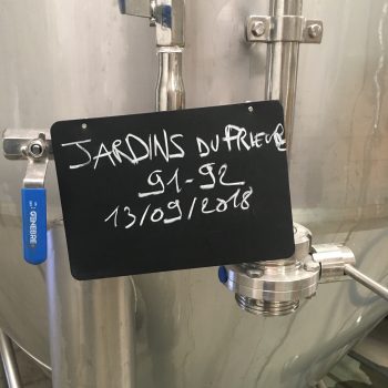 Fermenteurs de la brasserie Maddam